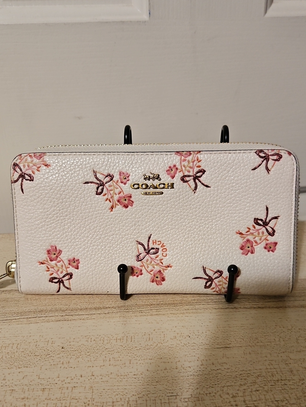 Coach NWOT Floral Long Zip-Around Wallet with Pink Glittery Accents - Picture 1 of 10